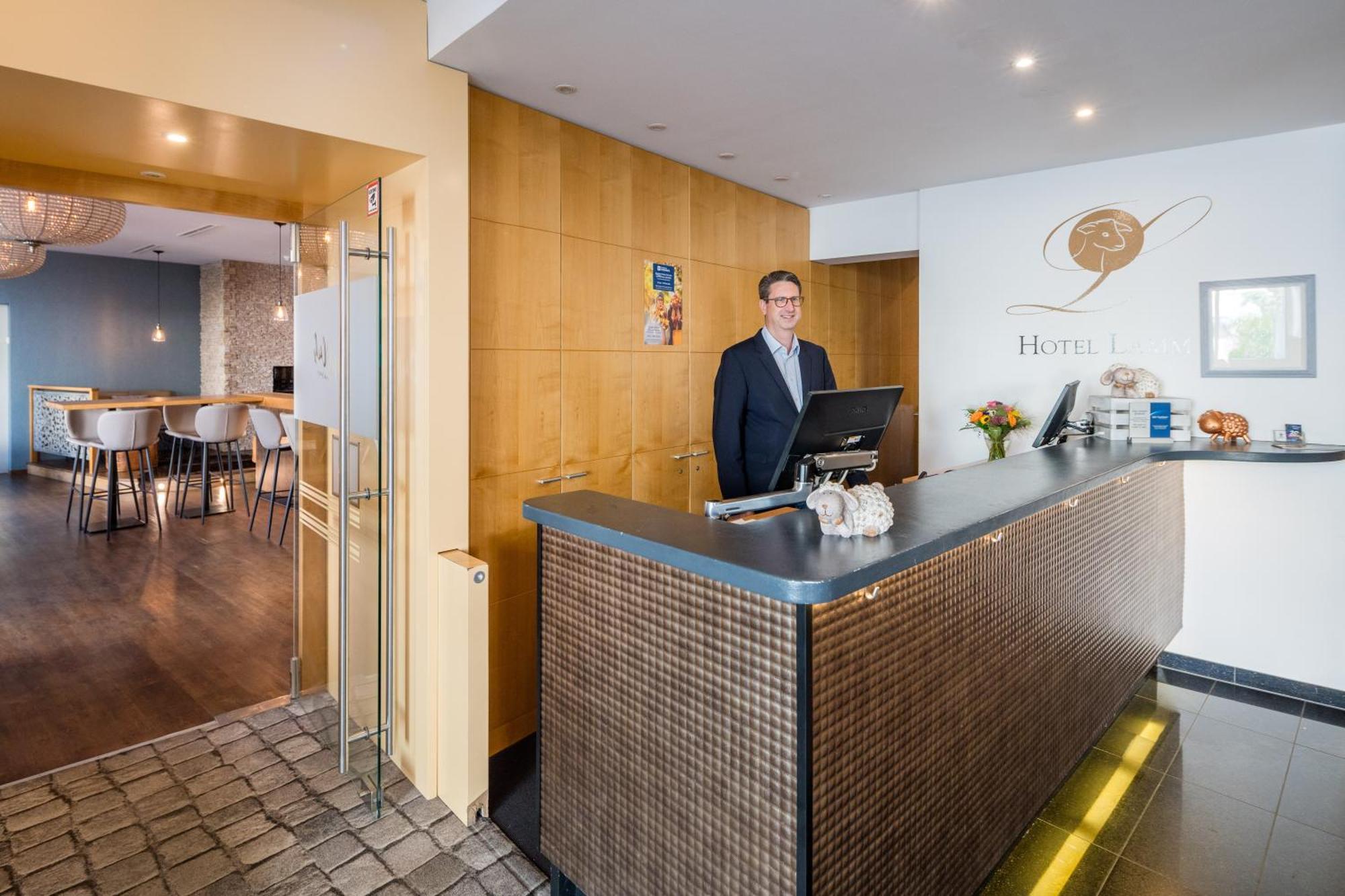 Best Western Hotel Lamm Singen Exterior photo