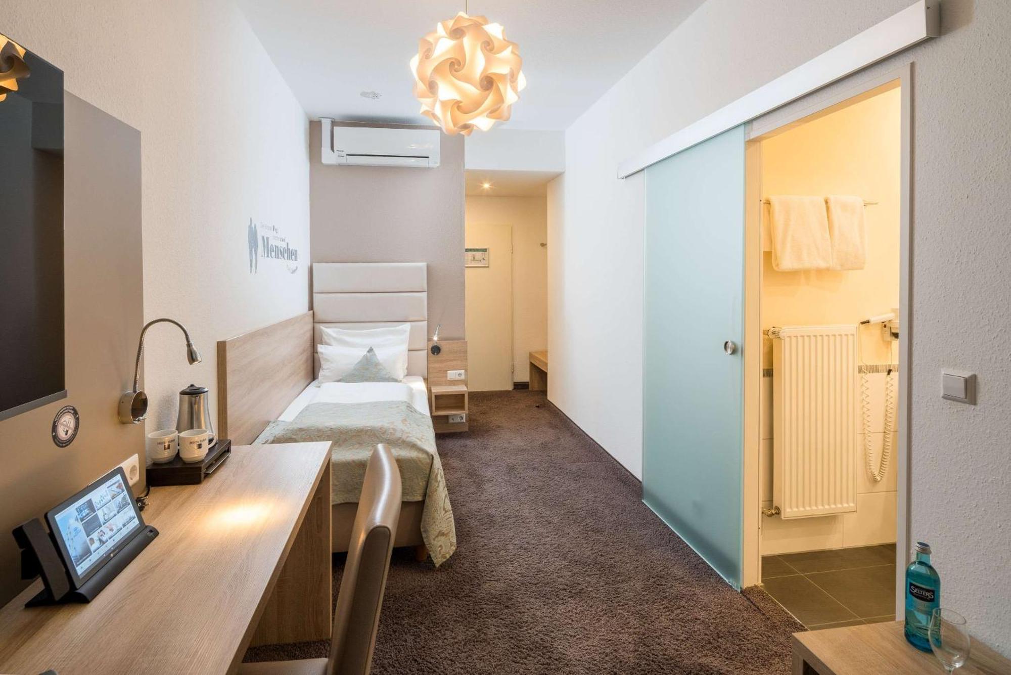 Best Western Hotel Lamm Singen Exterior photo